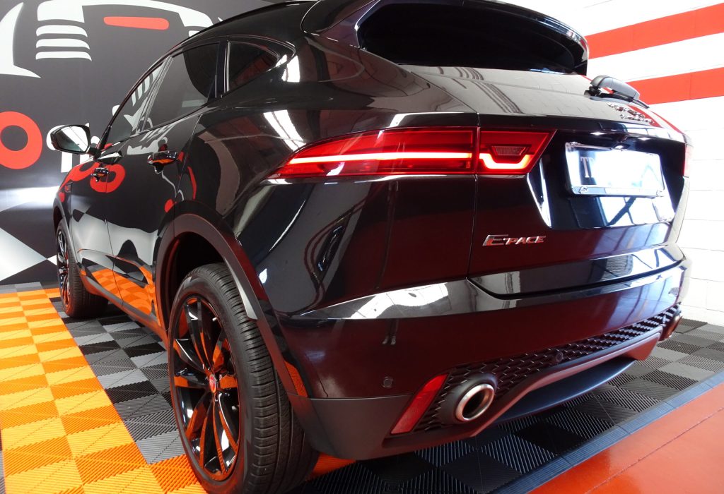 Comprar Jaguar E-Pace Sport AWD Black-Pack 5p de segunda mano y ocasión